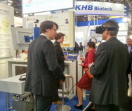 das VTplus VR-Therapiesystem VT+ExpoCart1 weckt großes Besucherinteresse auf der MEDICA 2014